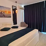 Sunquest 3*