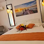 Sunquest Hotel