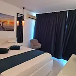 Sunquest Hotel