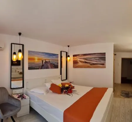 Sunquest Hotel 3*