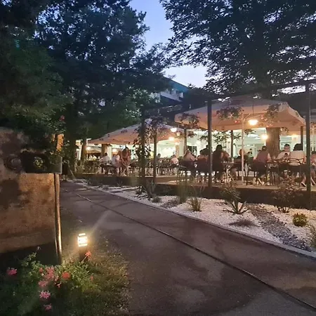Sunquest Hotel