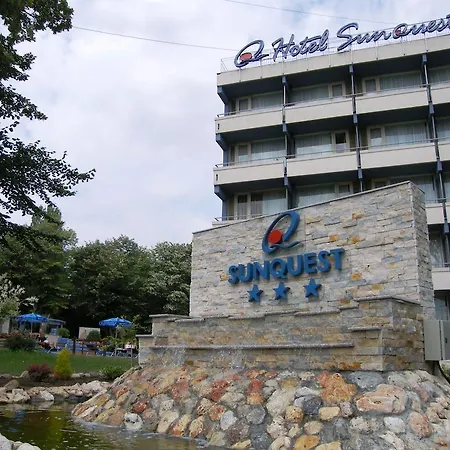 Sunquest 3*